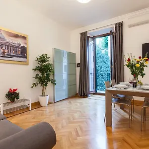 Vatican Loris House Rzym